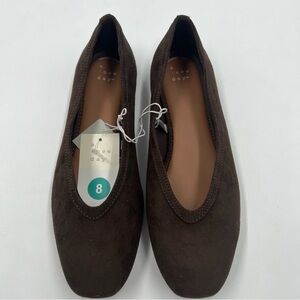 A new day Sammie ballet Flats‎ size 8. brown faux suede. Memory foam insole. NWT